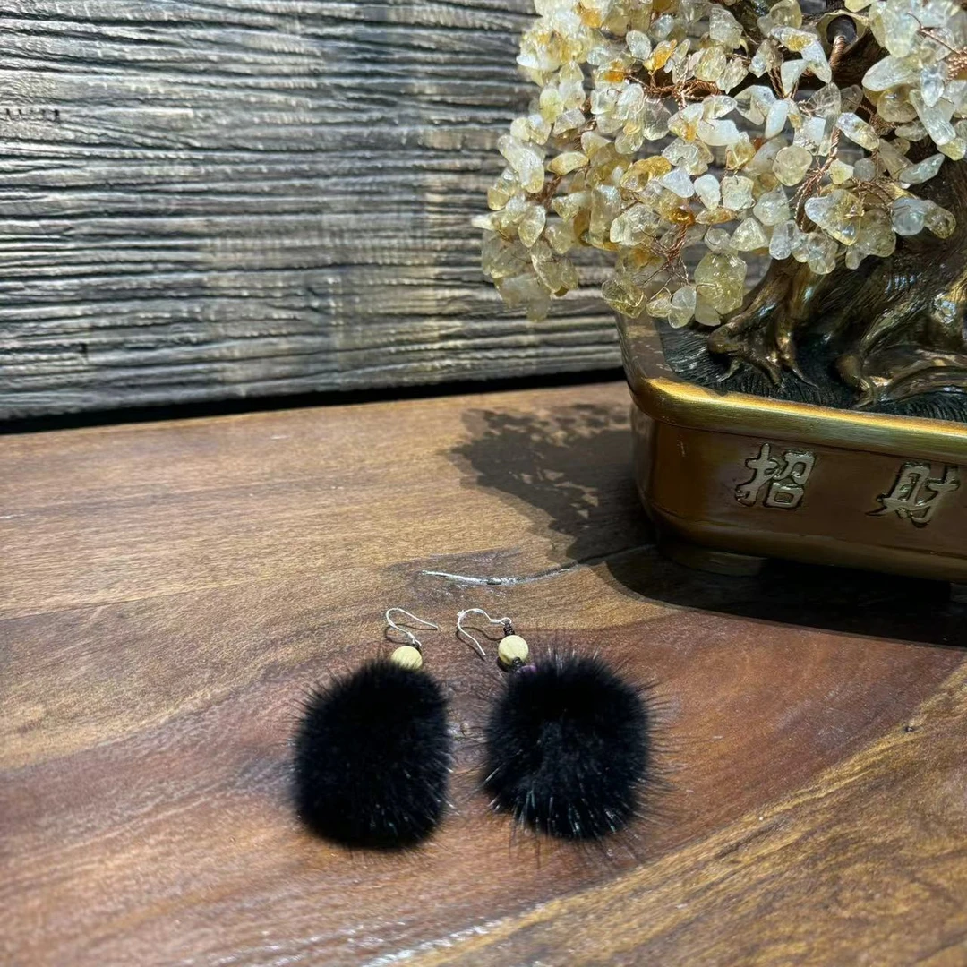 非金属耳饰 小毛球！水貂领针！GZ4903