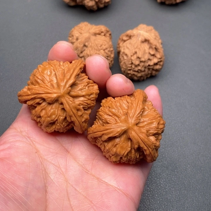 吊坠文玩核桃胡****果