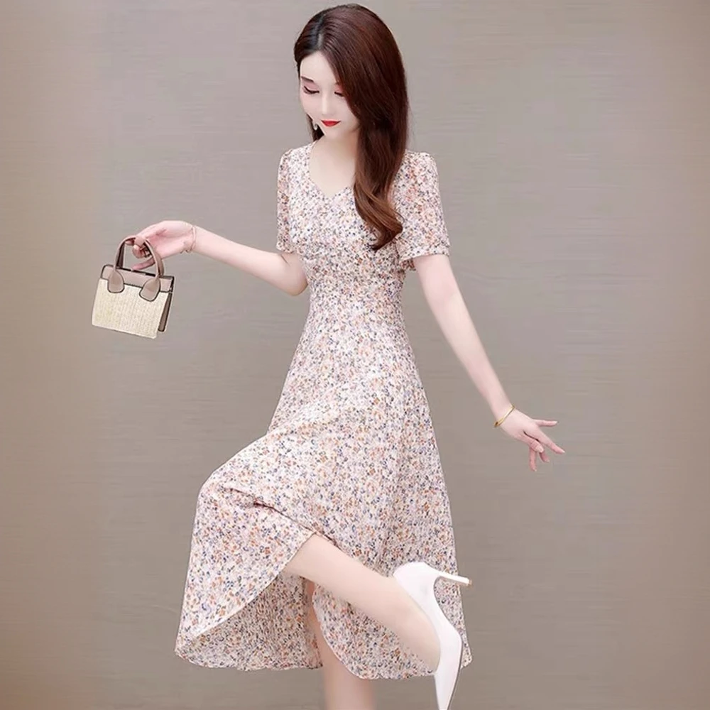 碎花雪纺连衣裙2025新款女夏小个子气质洋气精致高端奢华品牌裙子