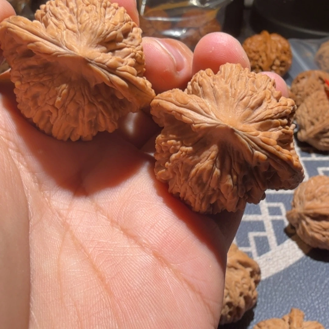 猴头核桃把件虎头