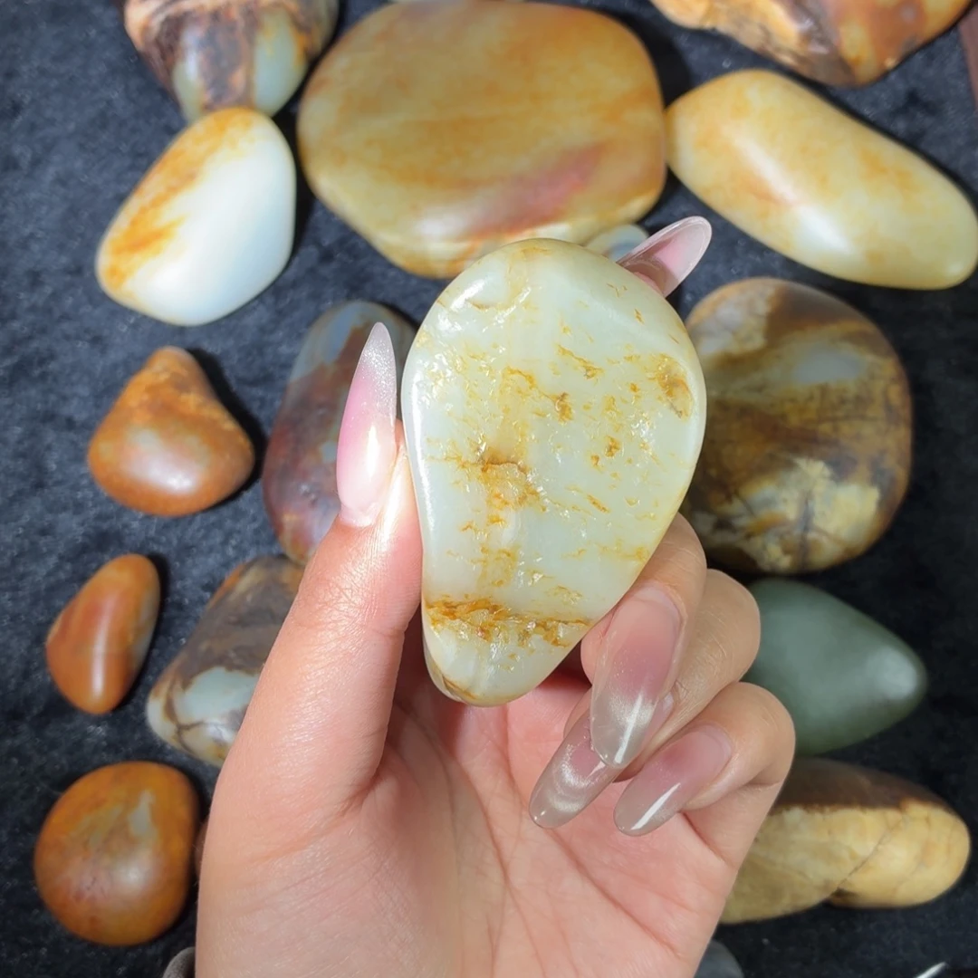 和田玉未镶嵌挂件127.7