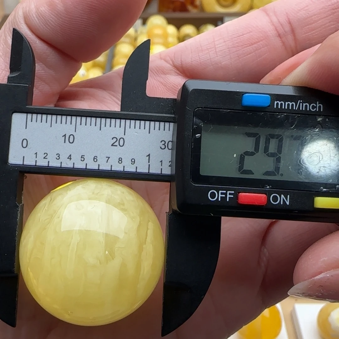 蜜蜡未镶嵌裸石微瑕浓蜡飘花珠子