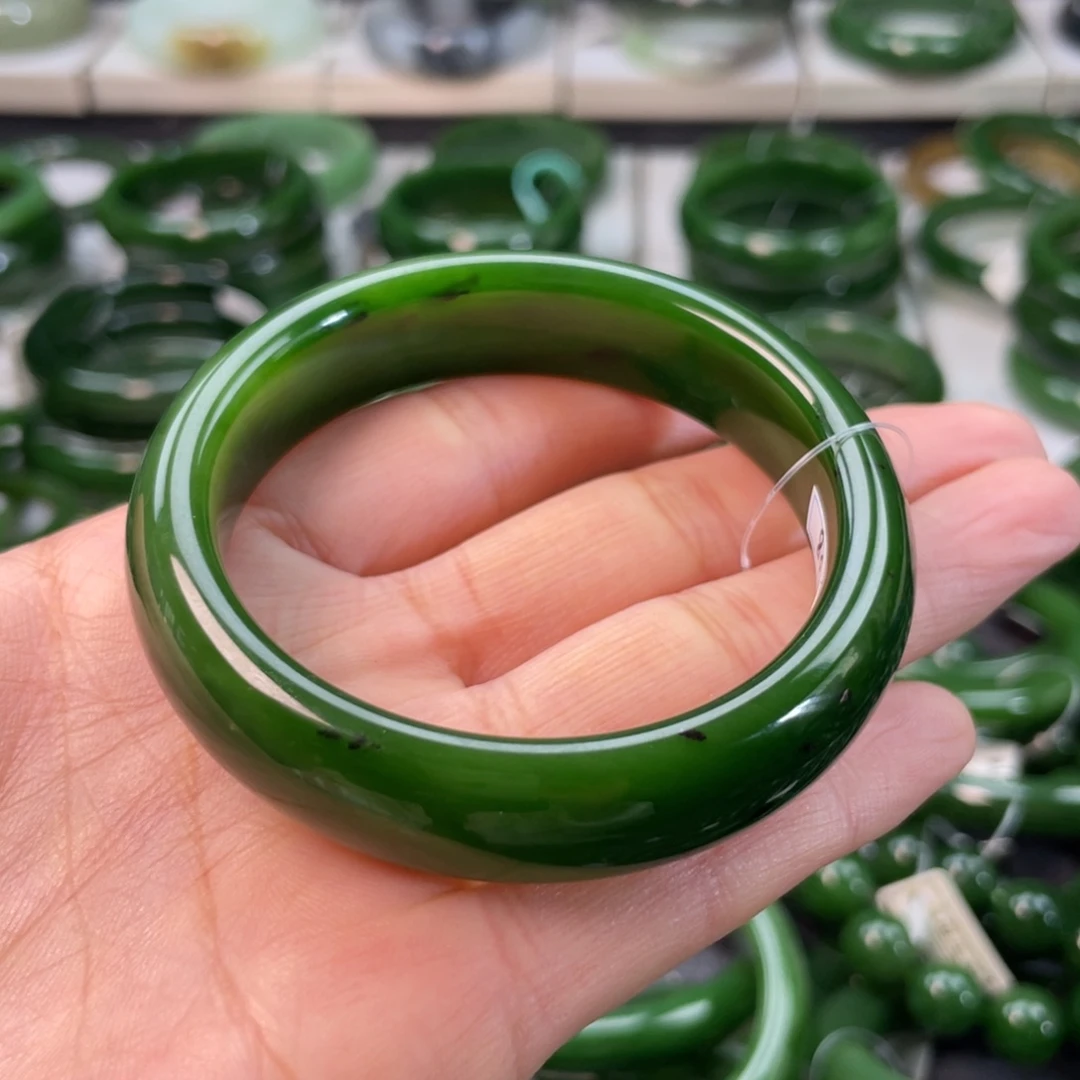 和田玉（碧玉）手镯未镶嵌