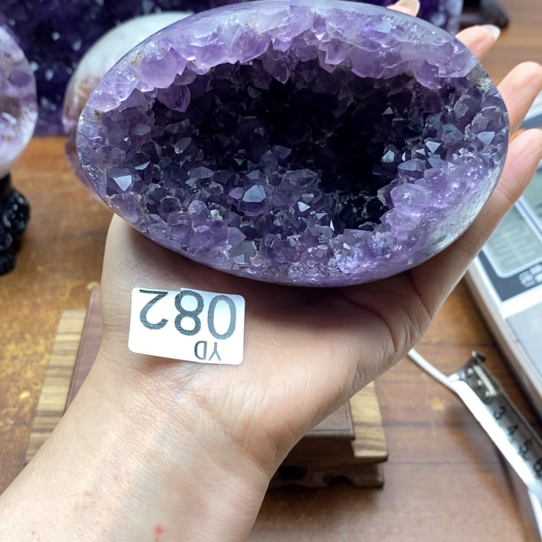 未镶嵌水晶大型摆件（非配饰）