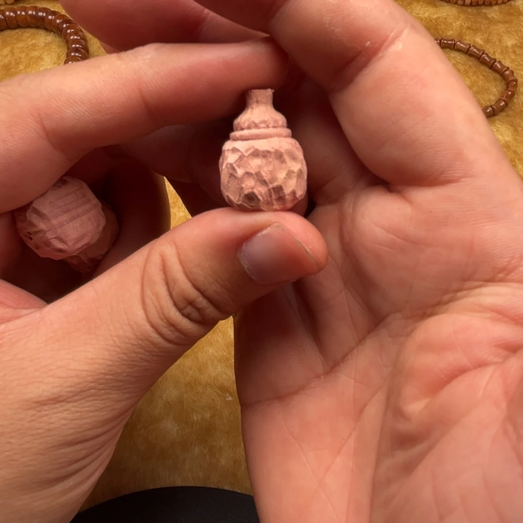 大叶紫檀（黑酸枝木类）