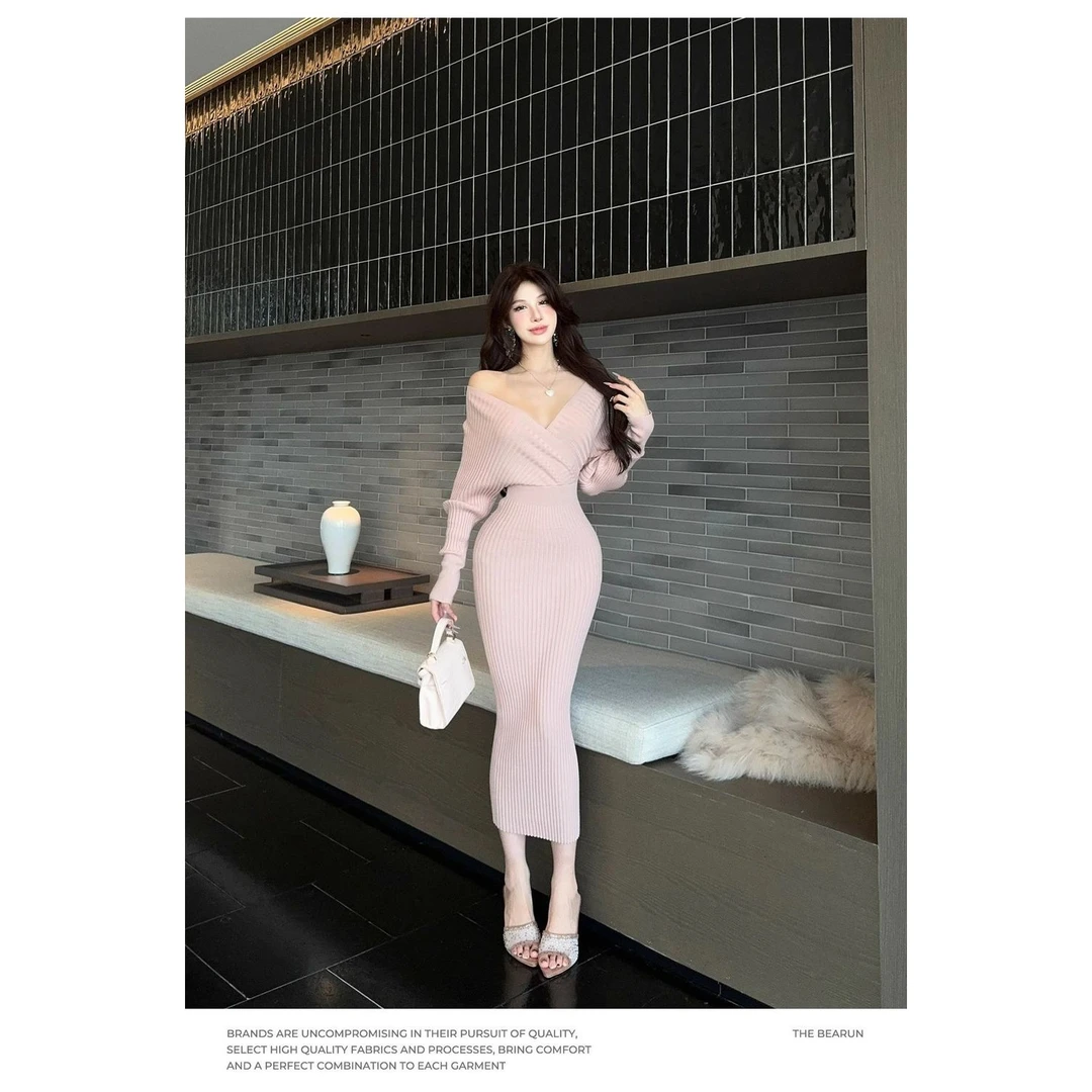 大码女装春季新款法式V领针织连衣裙女辣妹收腰显瘦性感包臀长裙