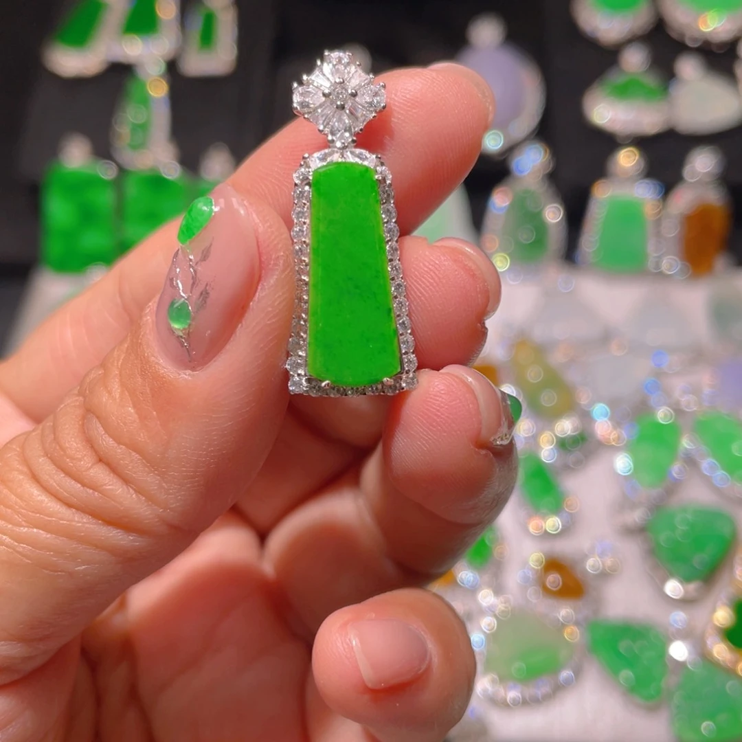 翡翠颈饰银S925镶嵌精品