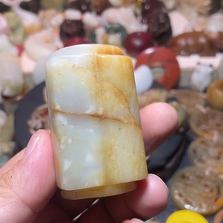 和田玉（糖玉）未镶嵌吊坠(不含链)