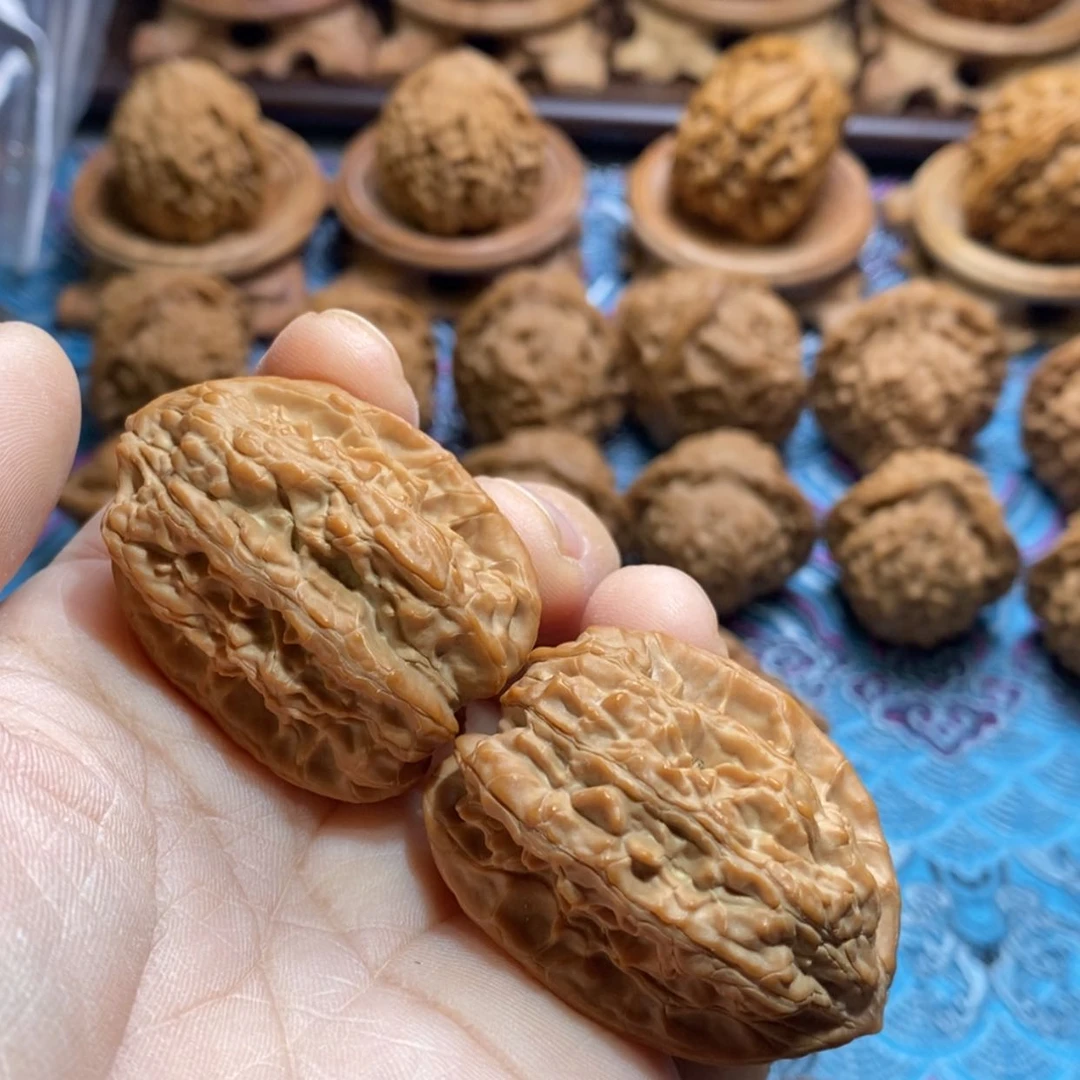 【闪购商品】文玩核桃吊坠壁虎