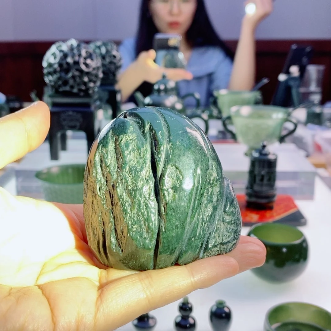 未镶嵌和田玉（青玉）挂件