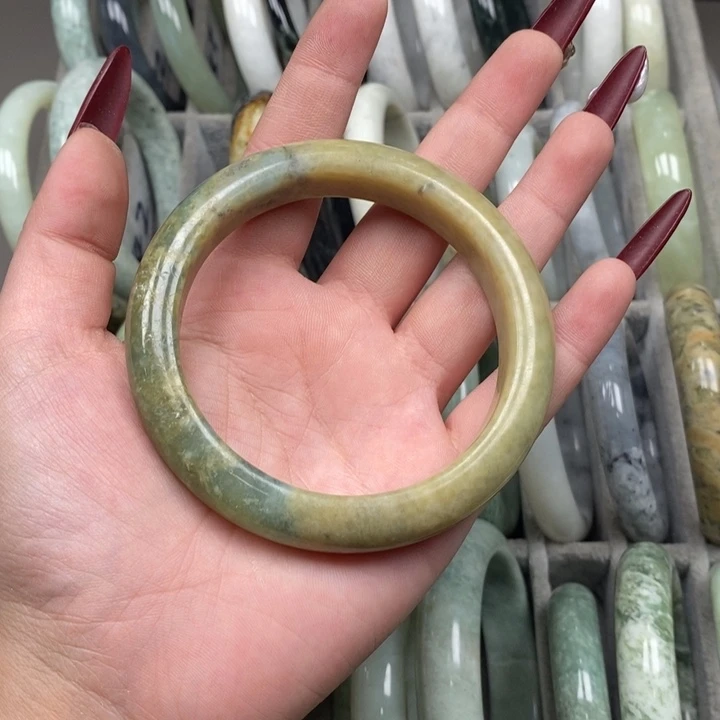 蛇纹石玉手镯未镶嵌343