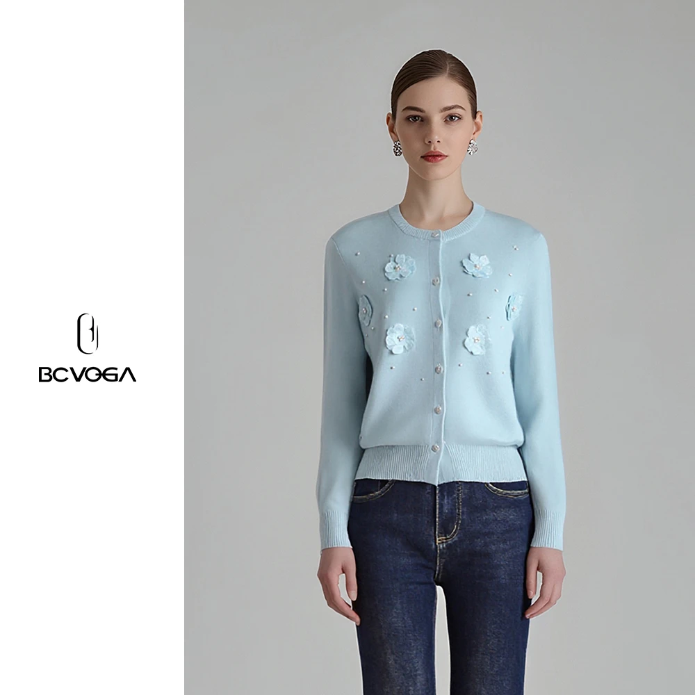 BCVOGA圆领厚款长袖开衫款秋季保暖蓝色时尚毛针织衫钉珠上衣毛衣