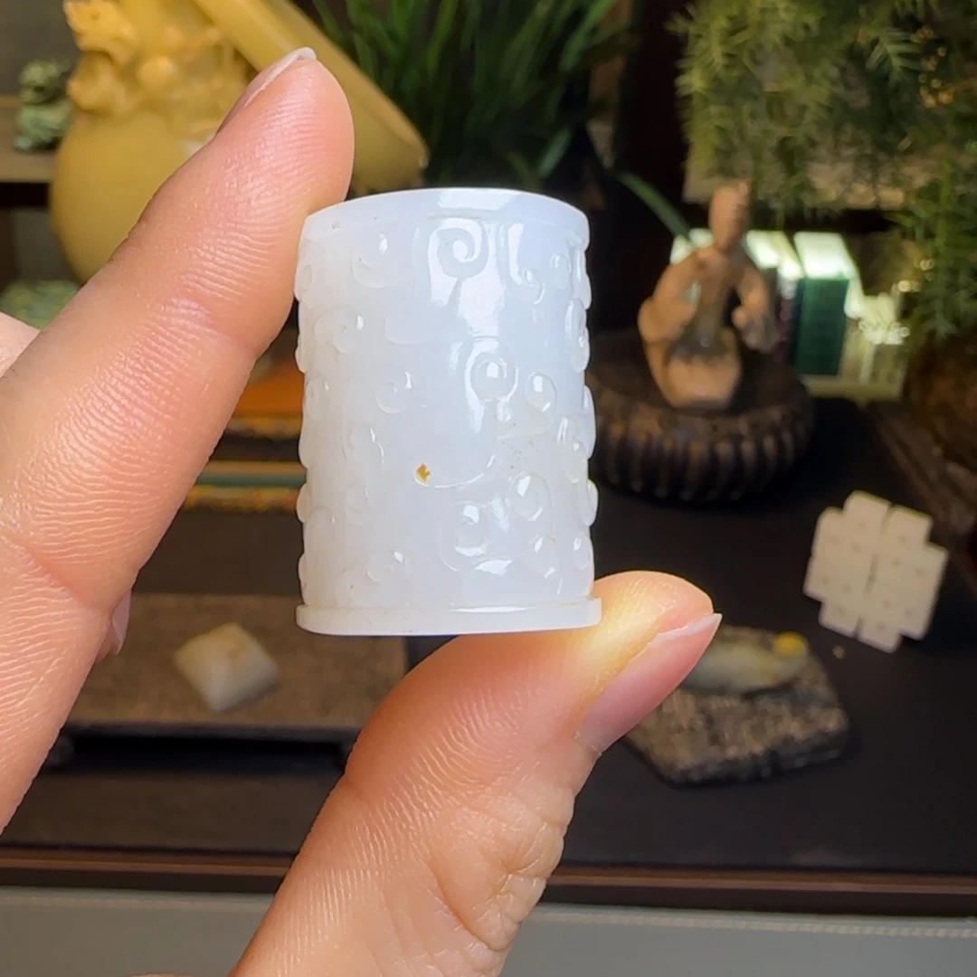 和田玉（糖玉）颈饰未镶嵌