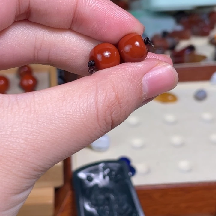 南红玛瑙未镶嵌颈饰80