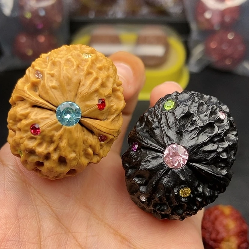 【闪购商品】把件文玩核桃39尺铁绣球