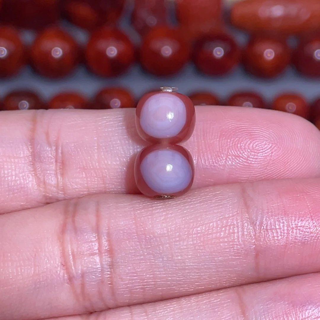 南红玛瑙未镶嵌红白特色老型对珠8.5mm