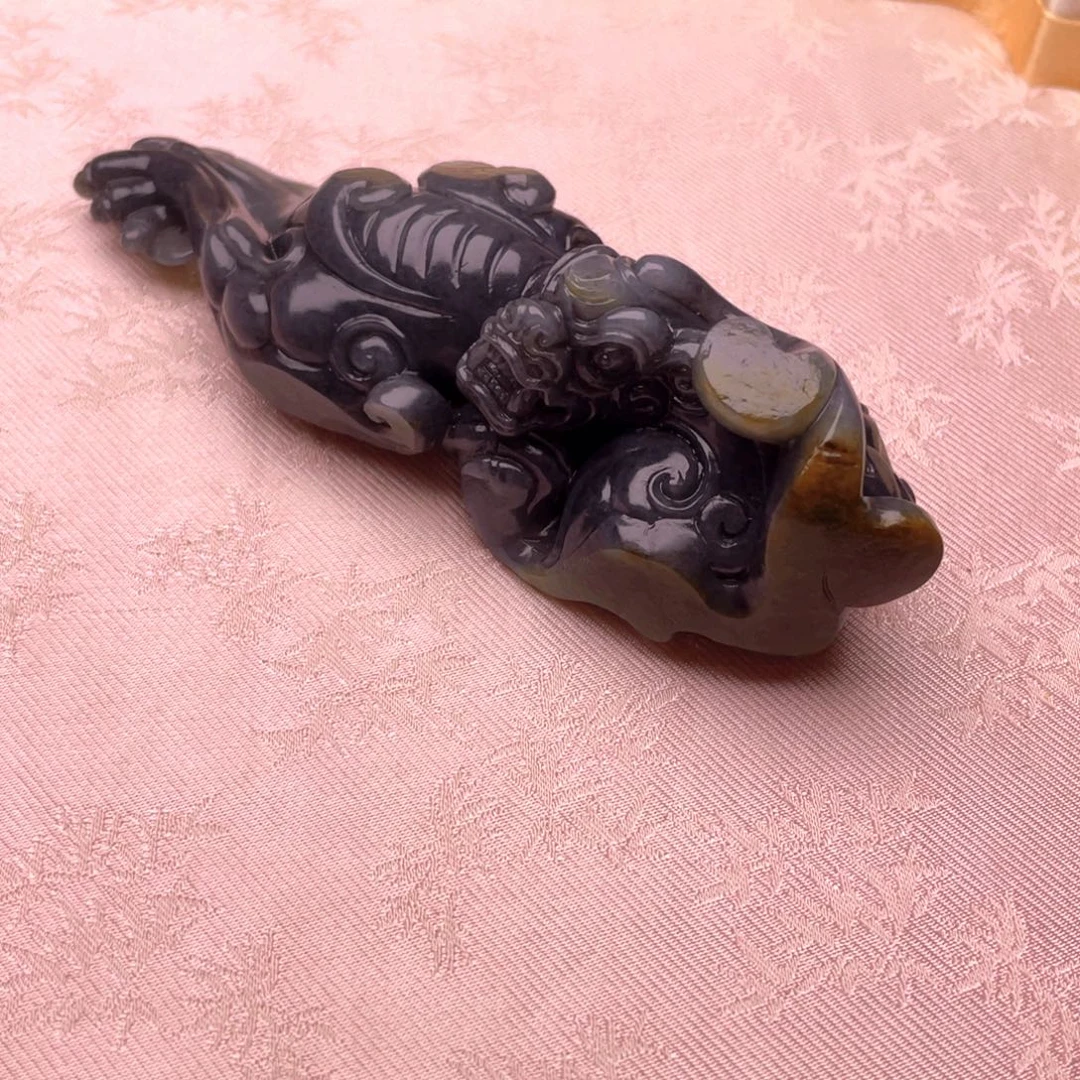 未镶嵌和田玉摆件