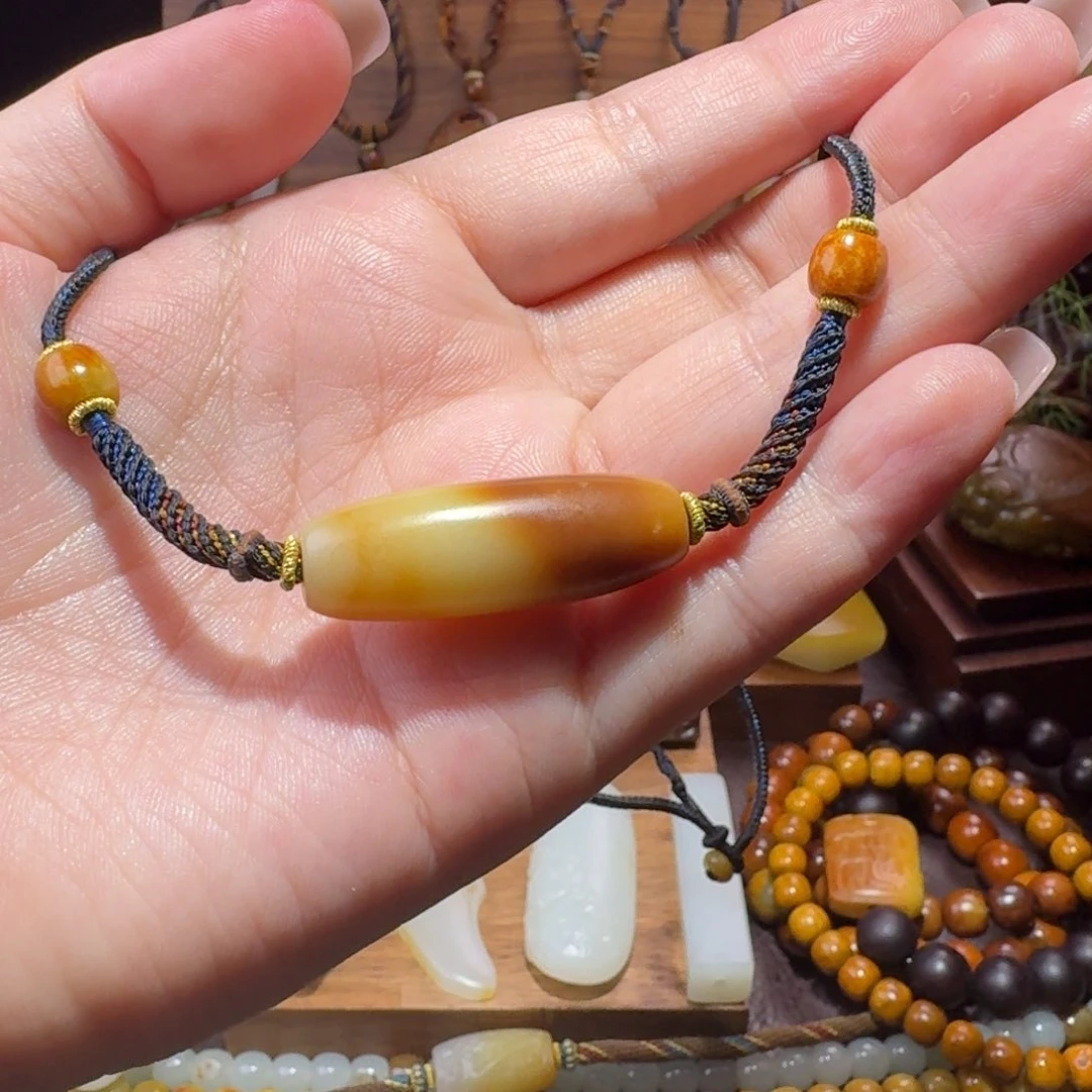 和田玉未镶嵌颈饰@****啡