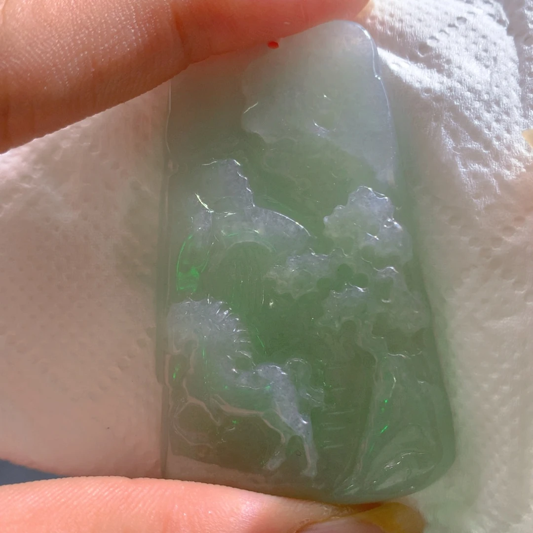 翡翠未镶嵌颈饰翡翠