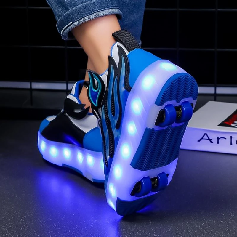 暴走鞋男童四轮儿童爆走鞋网红爆款溜冰轮滑鞋男孩运动飞行鞋发光