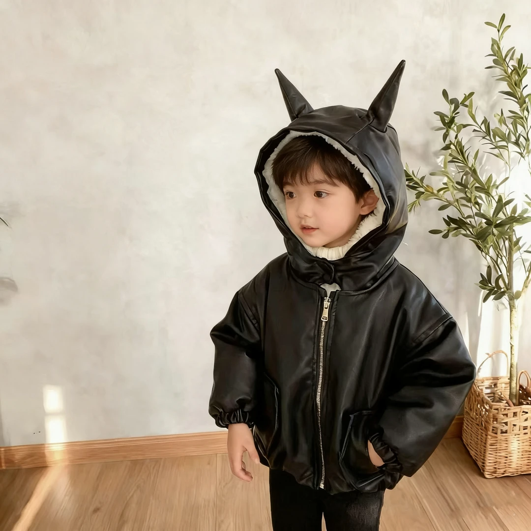 8897儿童加绒加厚软皮衣冬季新款夹克棒球服连帽外套