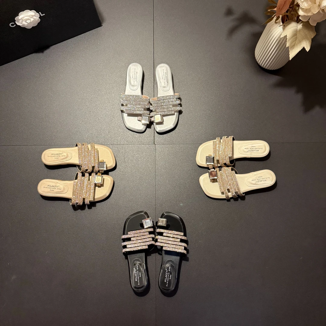 2025年夏季新款套趾水钻带舒适时尚简约百搭款日常平跟厚底一字拖