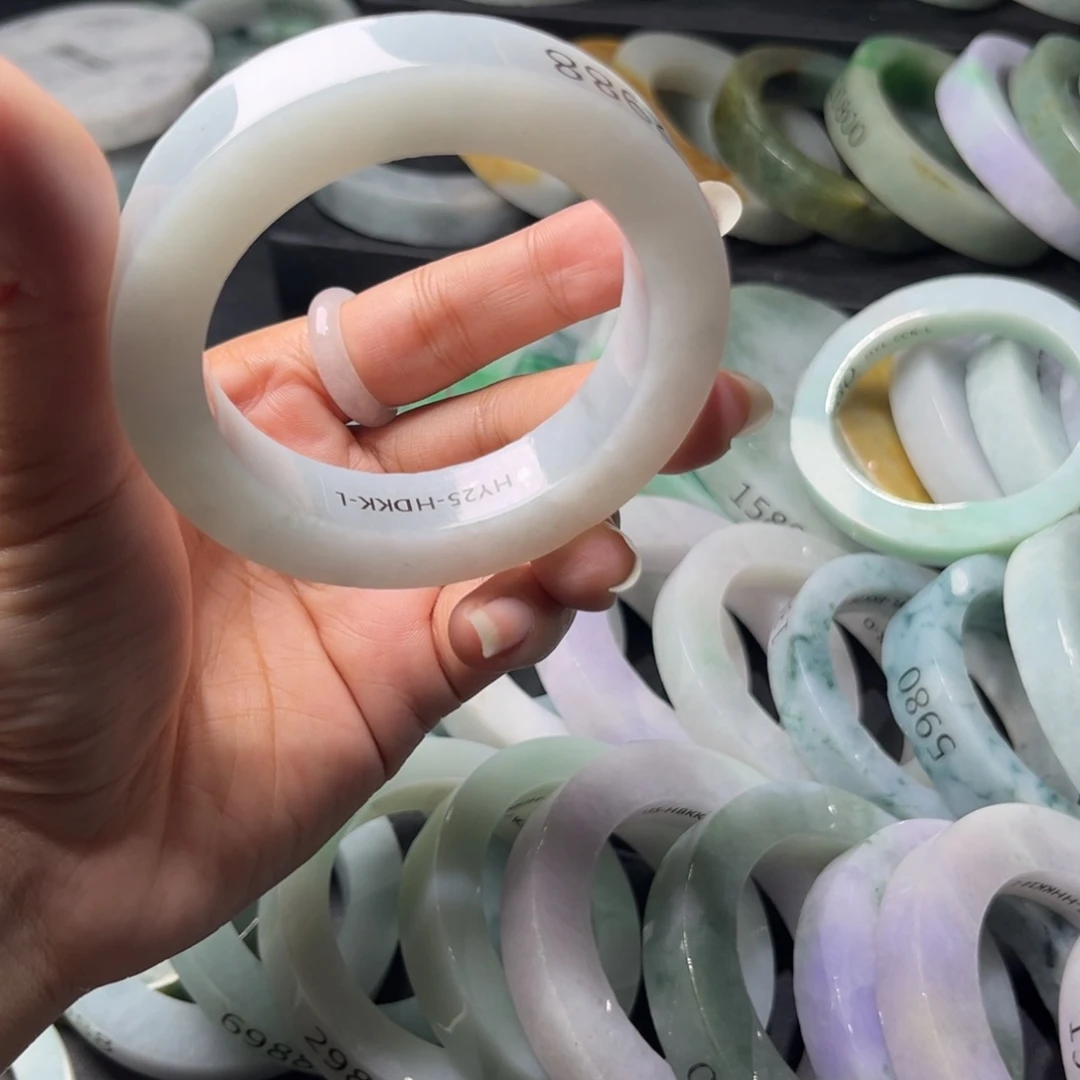 定制翡翠手镯未镶嵌