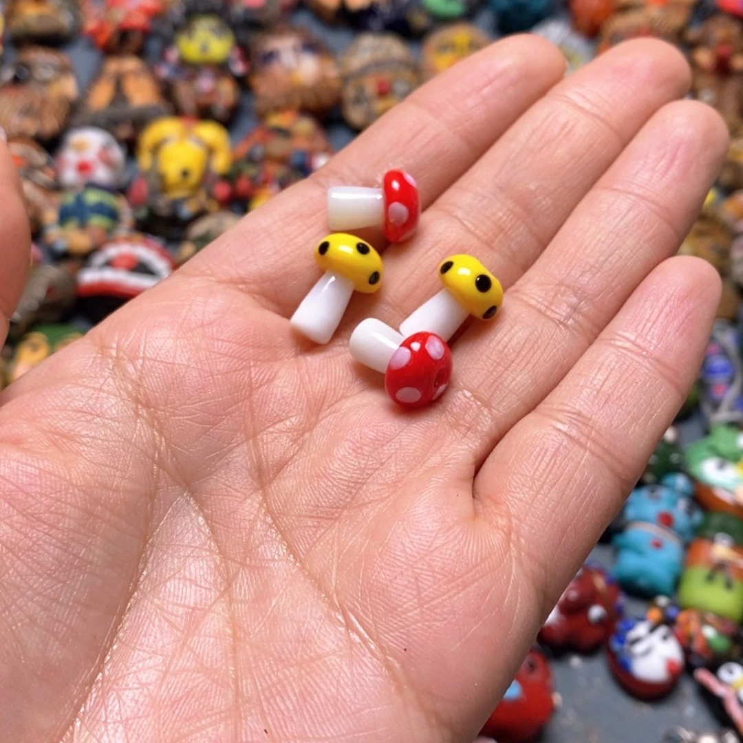 琉璃颈饰印度尼西亚蘑菇四个