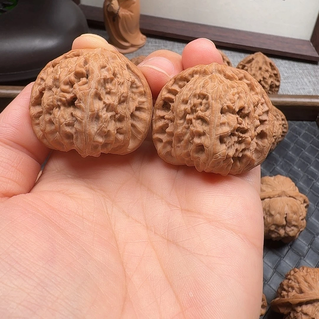 文玩核桃吊坠全品球白39