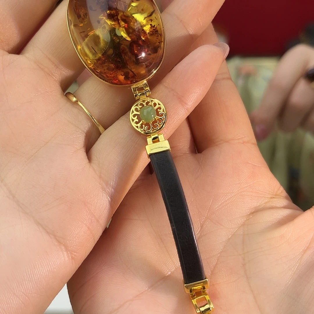 琥珀颈饰未镶嵌手镯