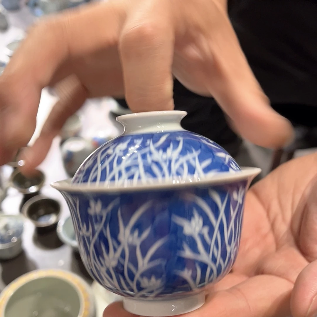 杯青花瓷器过年了来吧