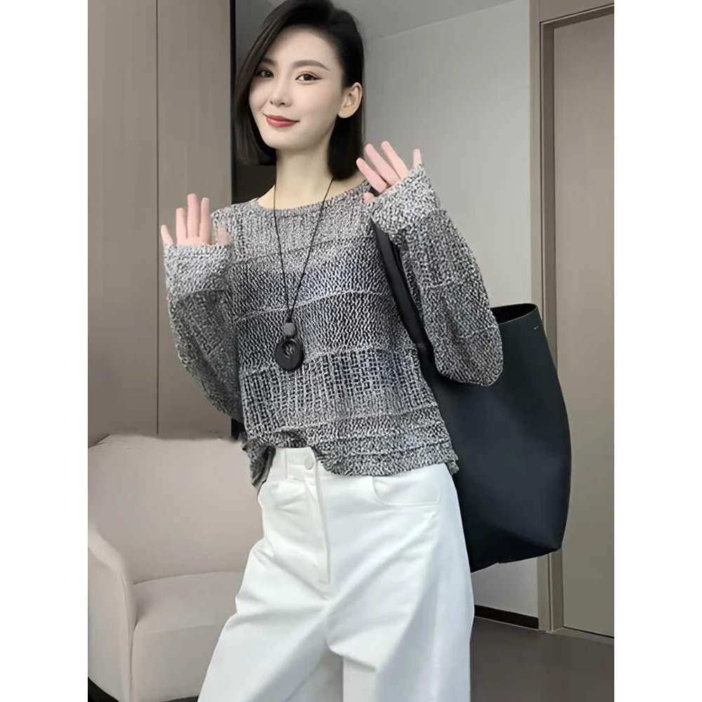 镂空薄款设计感别致漂亮小衫圆领针织衫新款宽松短款长袖防晒上衣