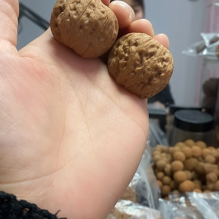 文玩核桃把件37闷尖石墩小众蜡皮