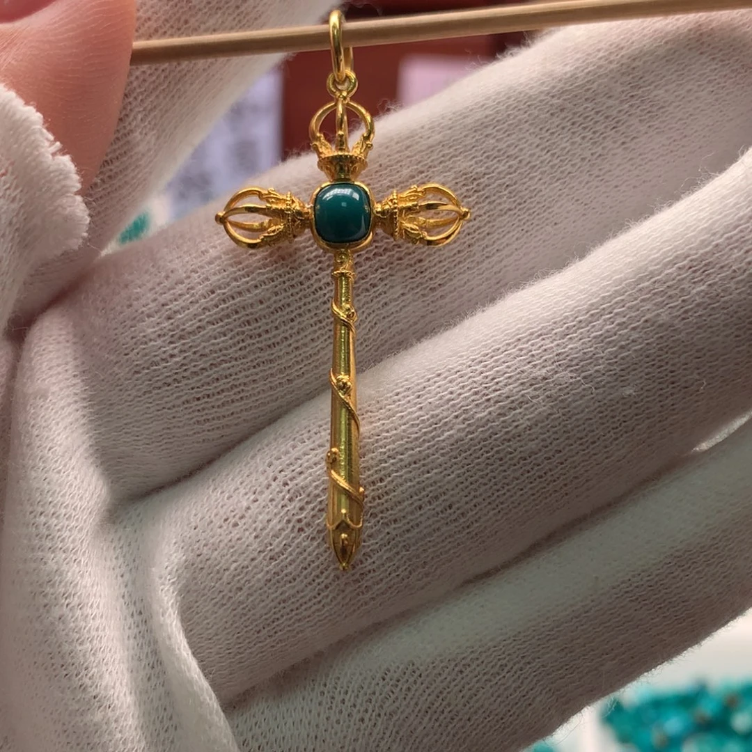 绿松石18K金镶嵌配饰