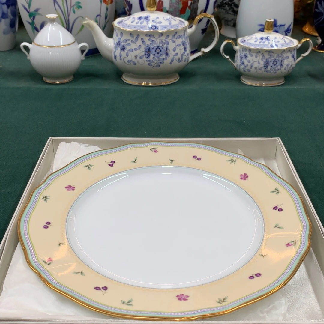 摆件全是大漂亮瓷器啊美美哒