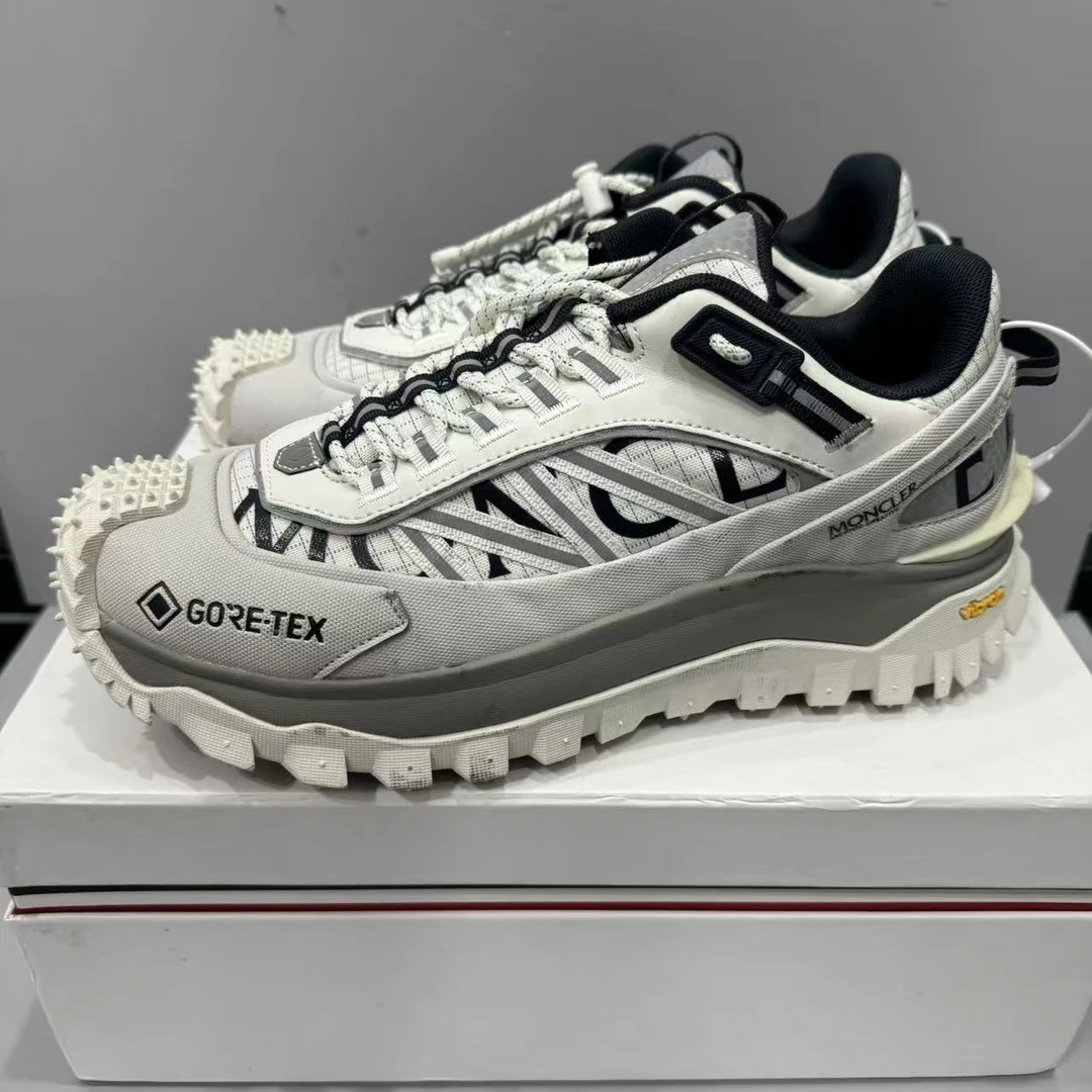 99新 MONCLER 42码 270 盟可睐 低帮 休闲鞋/原盒