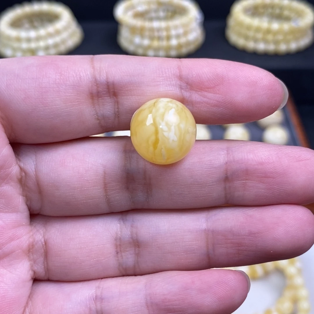 蜜蜡未镶嵌珠宝奇石14.9