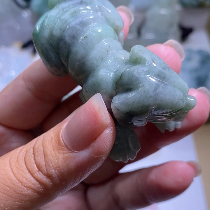 【闪购商品】翡翠挂件未镶嵌狗