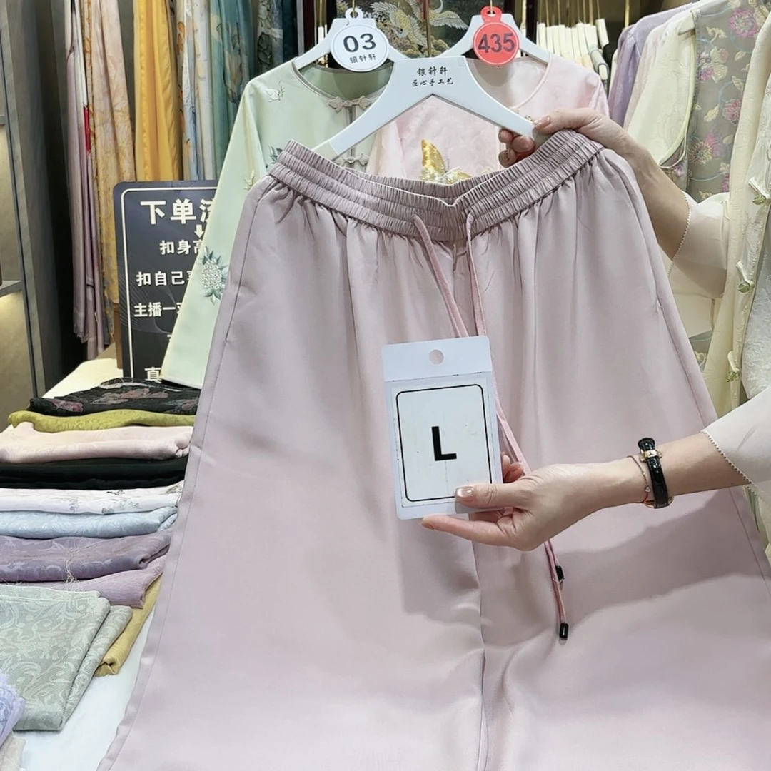 【闪购商品】红****色苏绣的艺术风格与艺术风格相结合