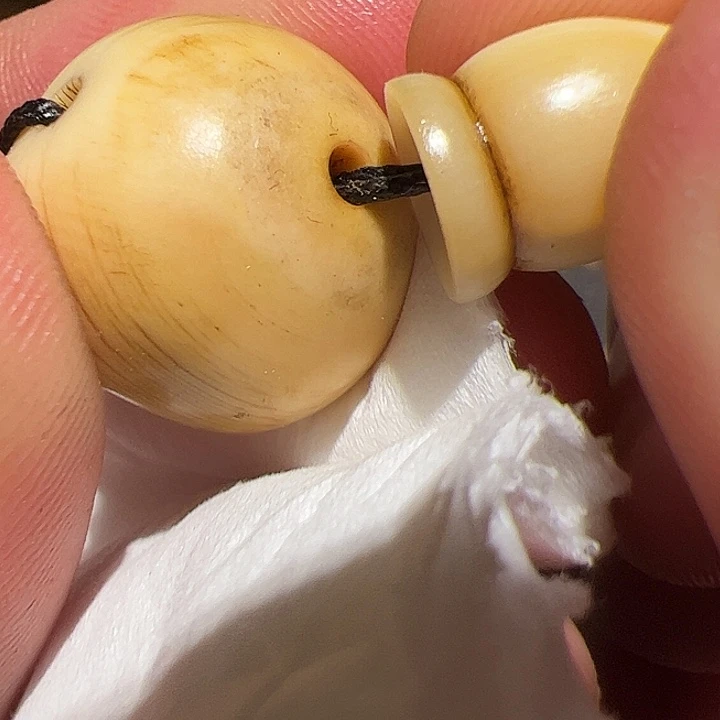 玻璃颈饰我也有很多的