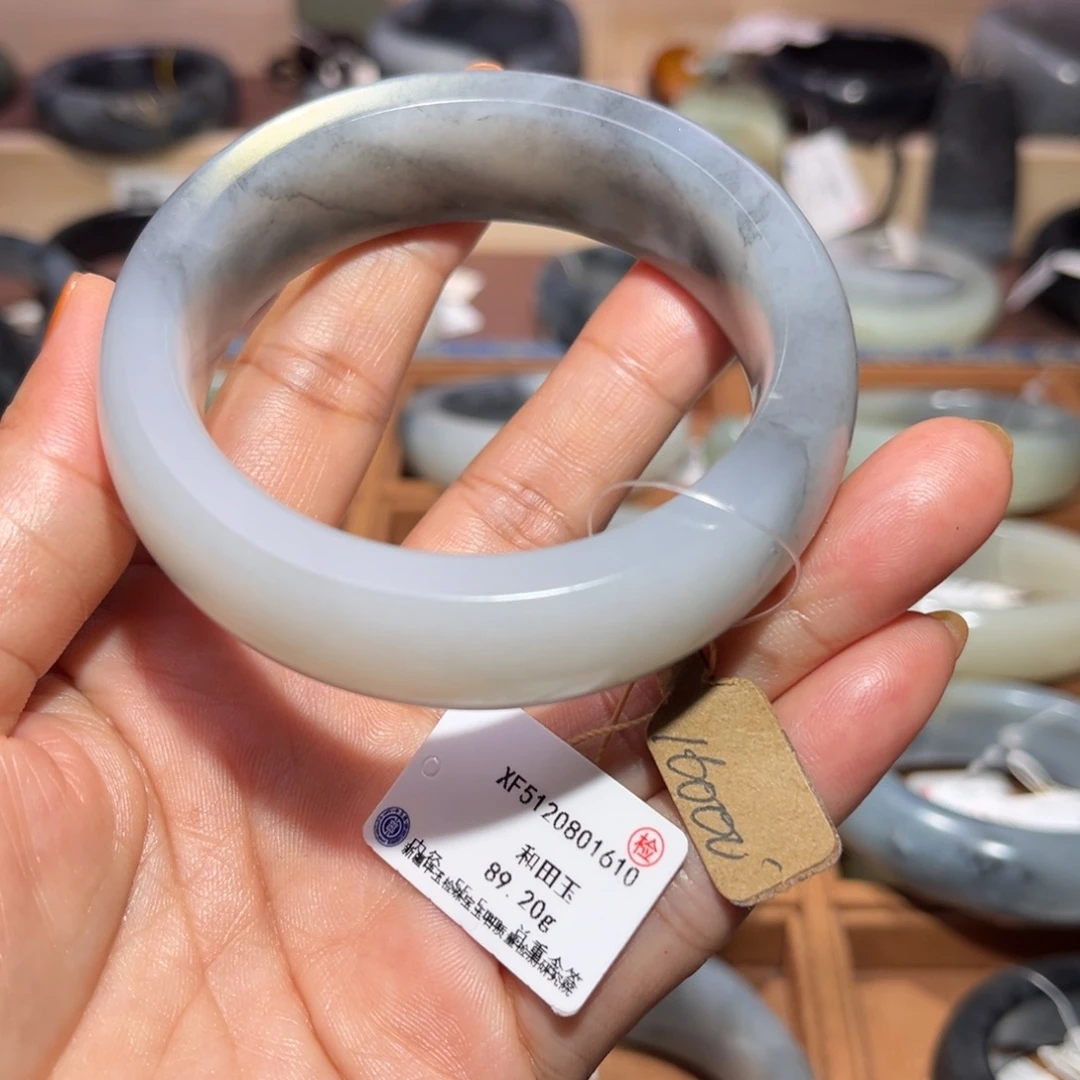 和田玉（子料）未镶嵌手镯