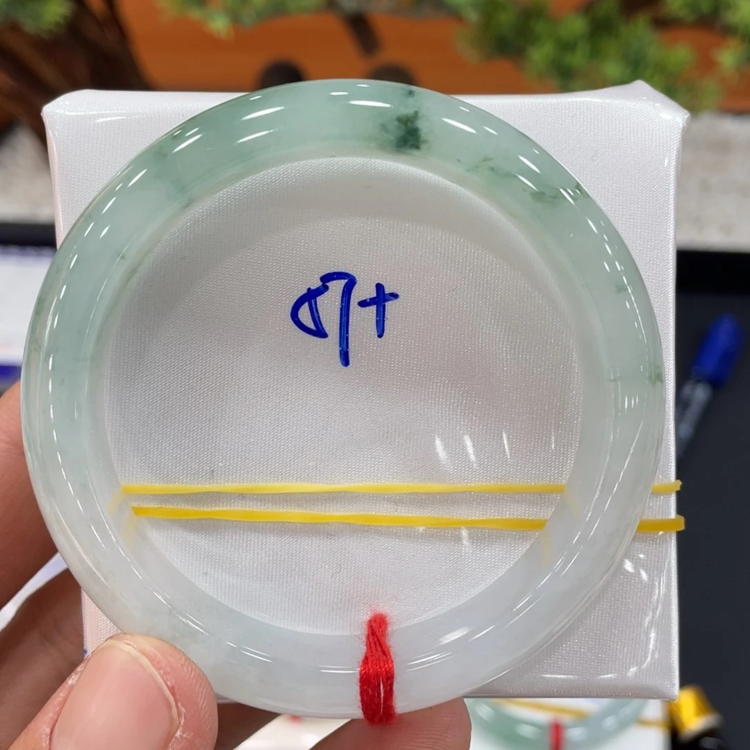 未镶嵌手镯翡翠你