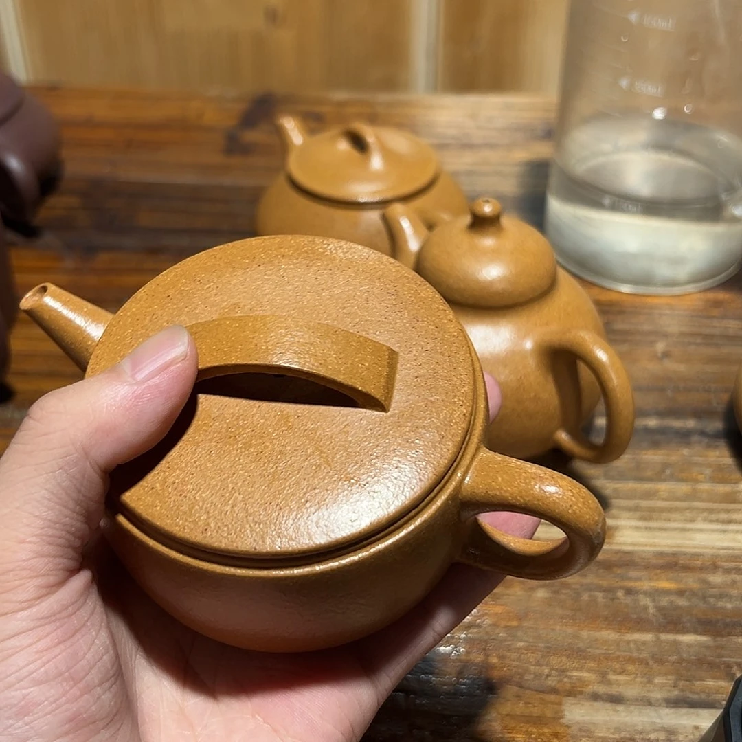茶壶紫砂紫砂的味道很