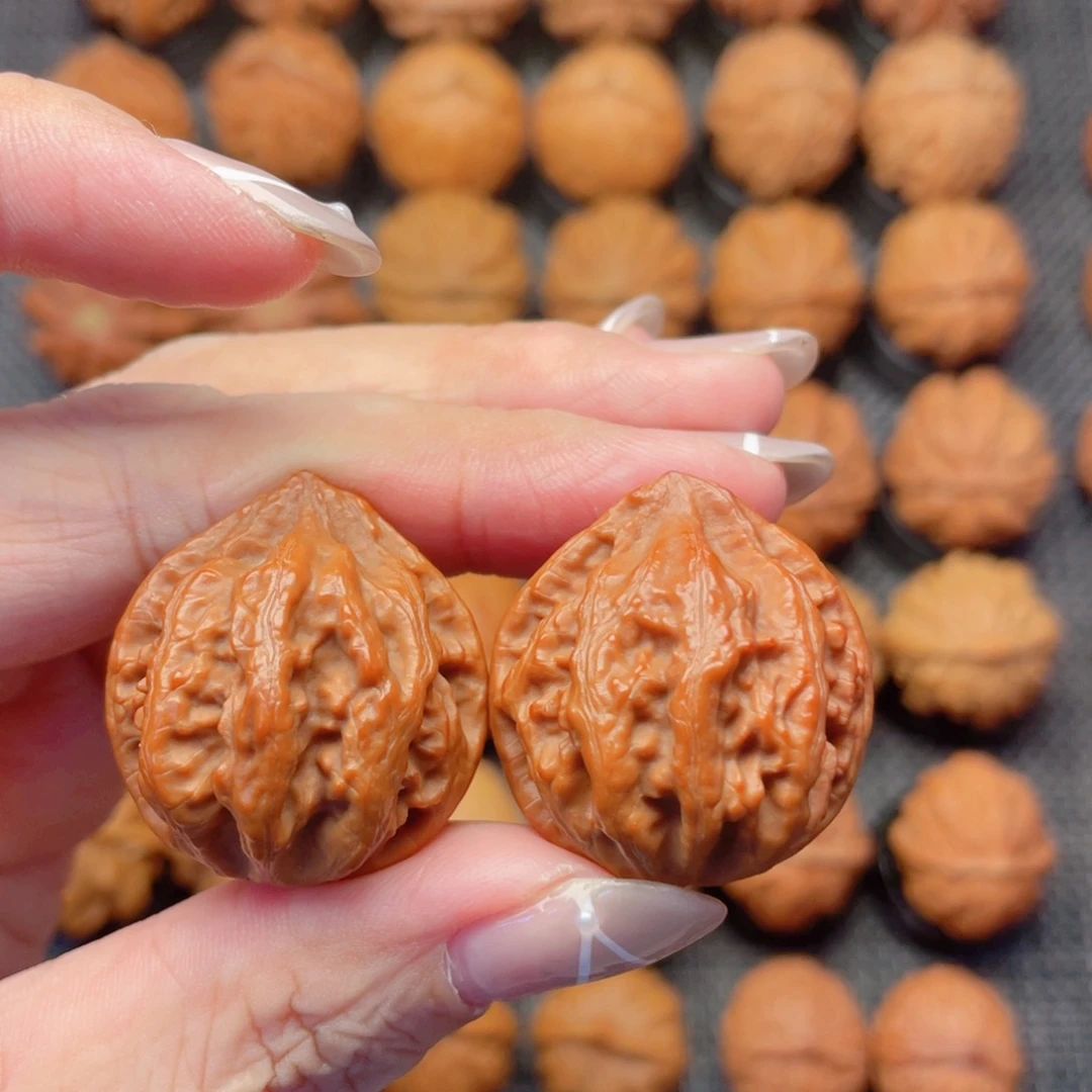 文玩核桃把件八爪金龙