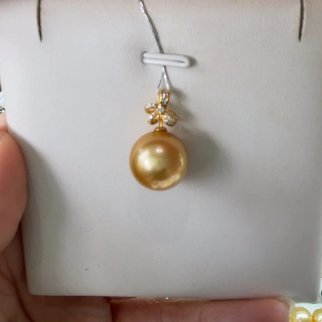 18K金镶嵌吊坠(不含链)海水珍珠南洋金珠12-13m m