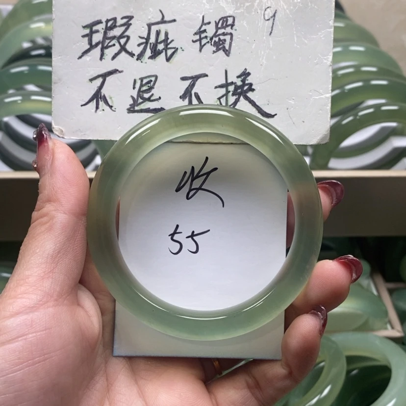 【闪购商品】蛇纹石玉手镯未镶嵌收**家