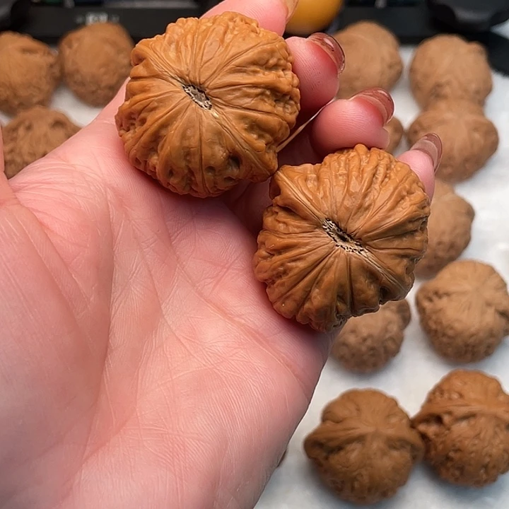 呵***呵核桃手串/手链铁锤39