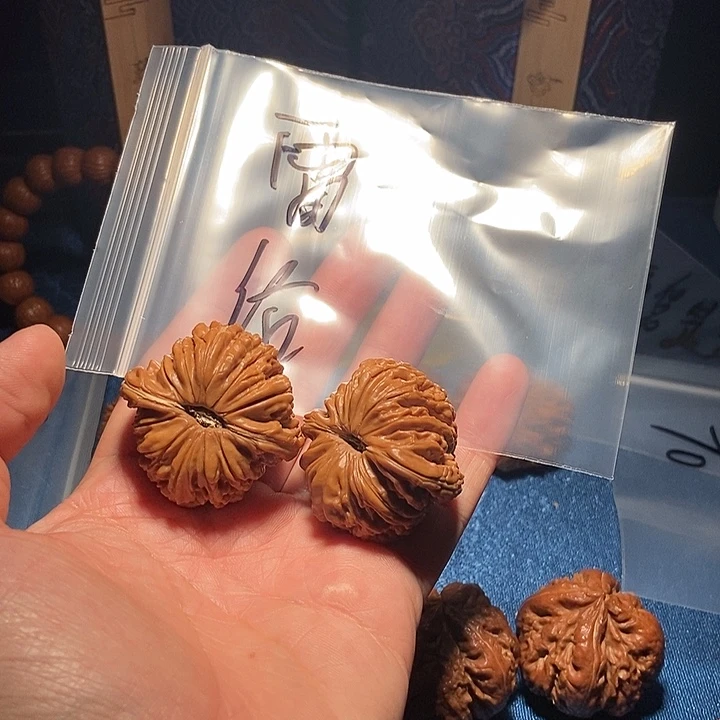 雷***鸟吊坠文玩核桃文玩核桃