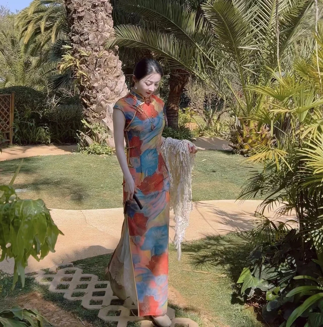 【洛神赋】绝美新中式旗袍2025年新款夏季少女改良年轻款无袖连衣裙