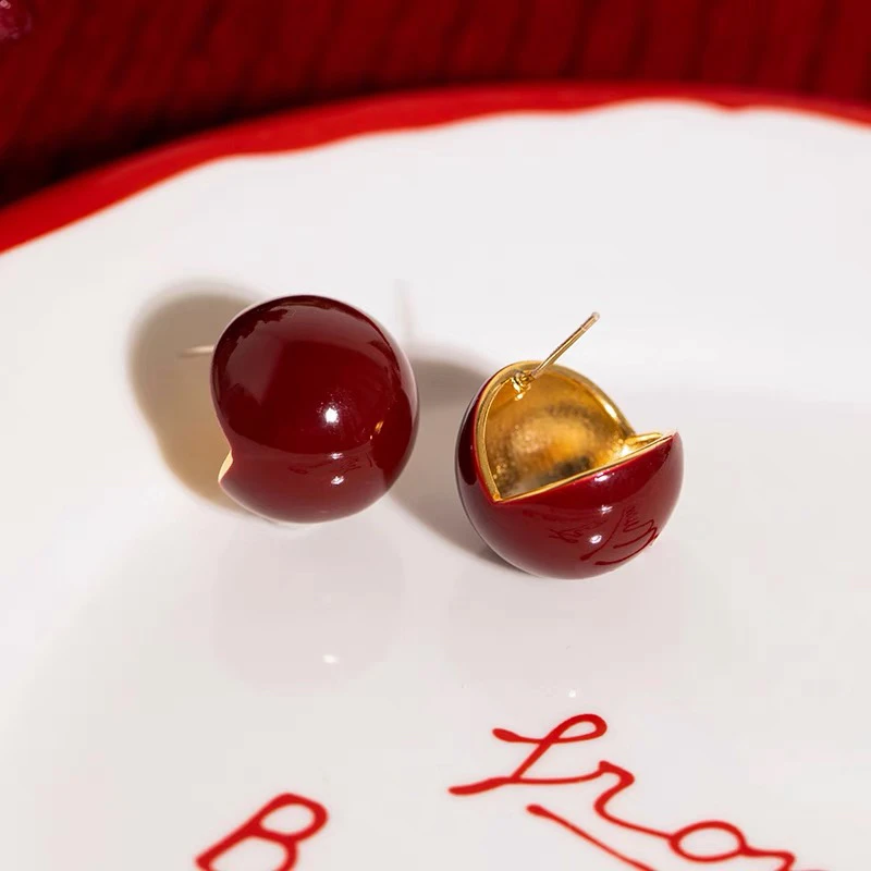 铜合金珐琅耳饰 安可拉复古车厘子超显白珐琅球耳饰圣诞高级感